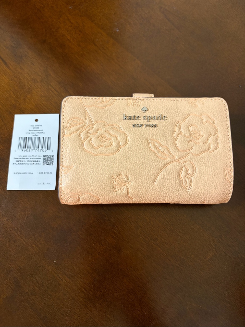 kate spade Peach Floral Medium Bifold Wallet MSRP $218